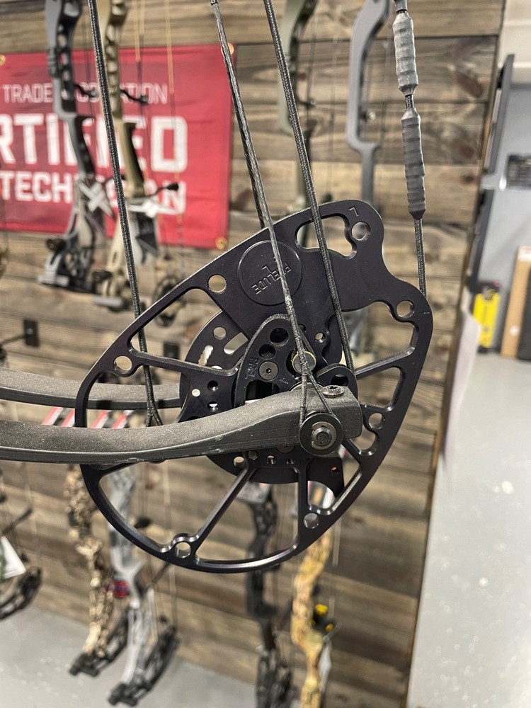 Darton Prelude 32 Bow