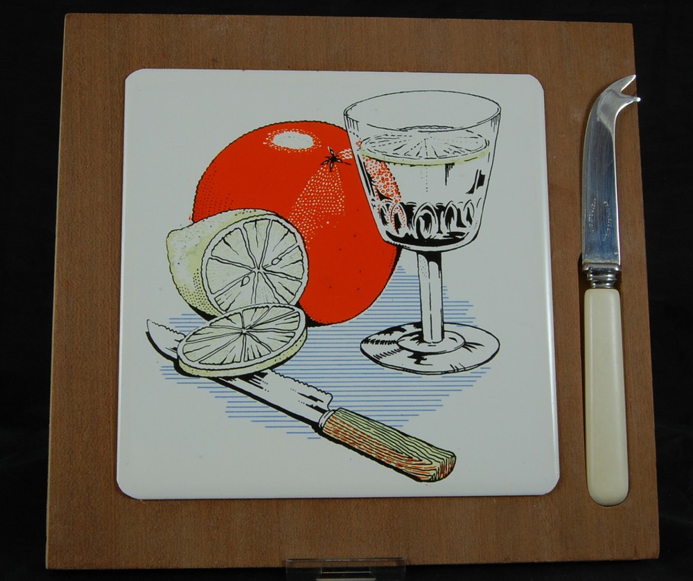 Vintage Retro Cocktail Preparation Board & Knife
