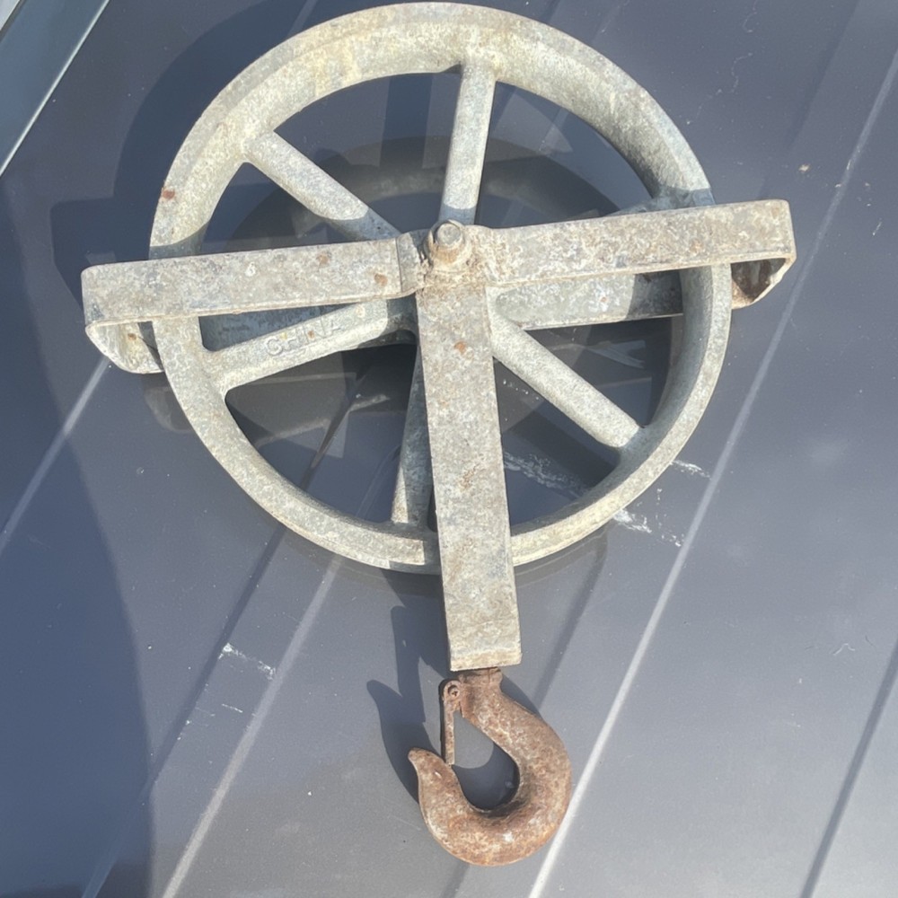 Heavy Duty Metal Pulley with Hook