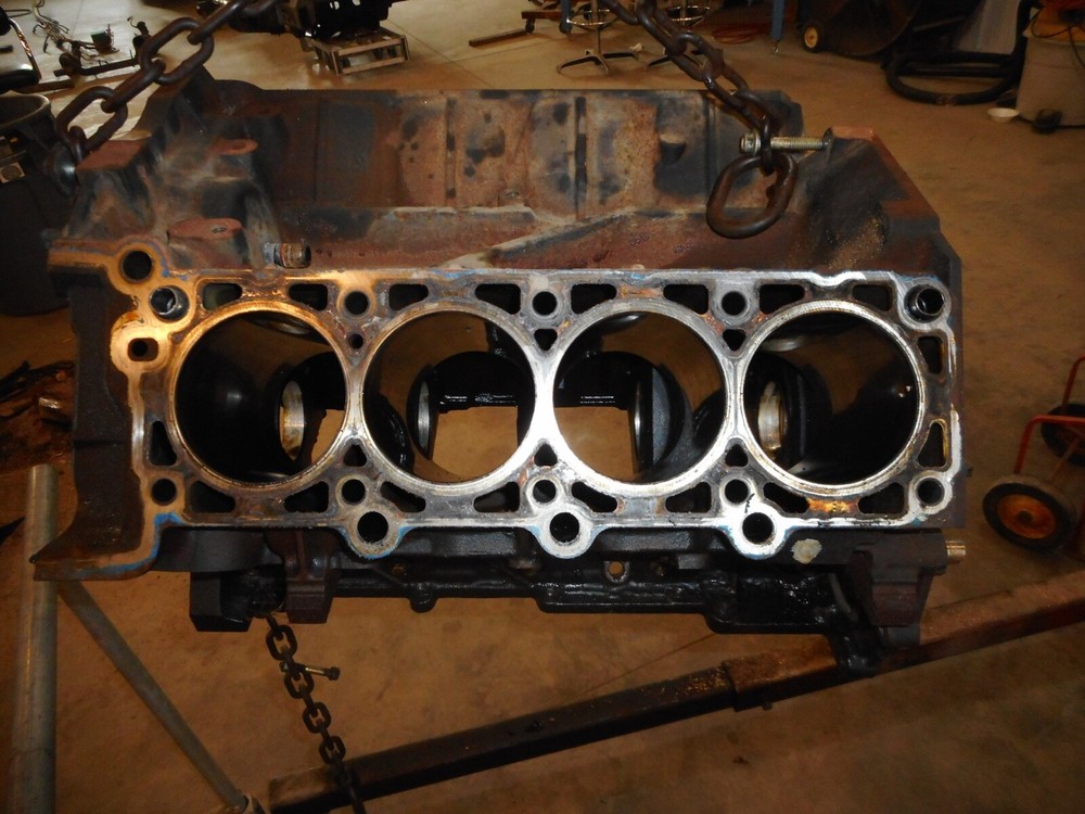 2005 FORD EXPEDITION EDDIE BAUER BARE ENGINE BLOCK