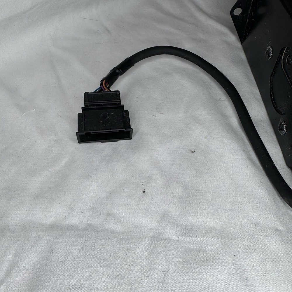 Disc 6 Disc CD DVD DISK changer Untested
