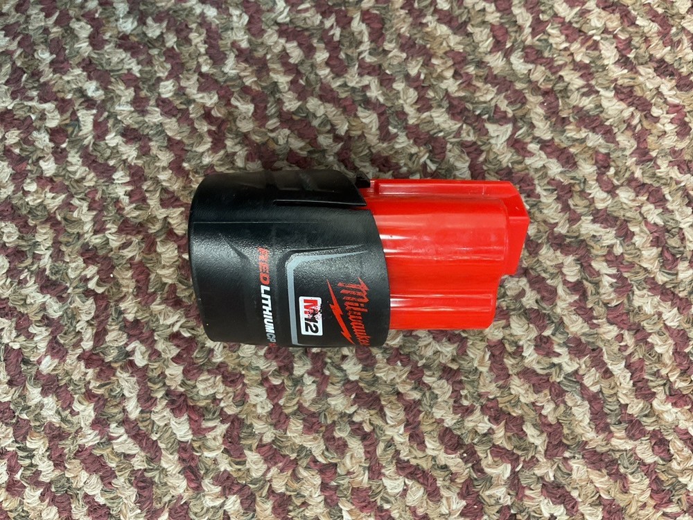 MILWAUKEE TOOLS 2473-22 (CJL063153)