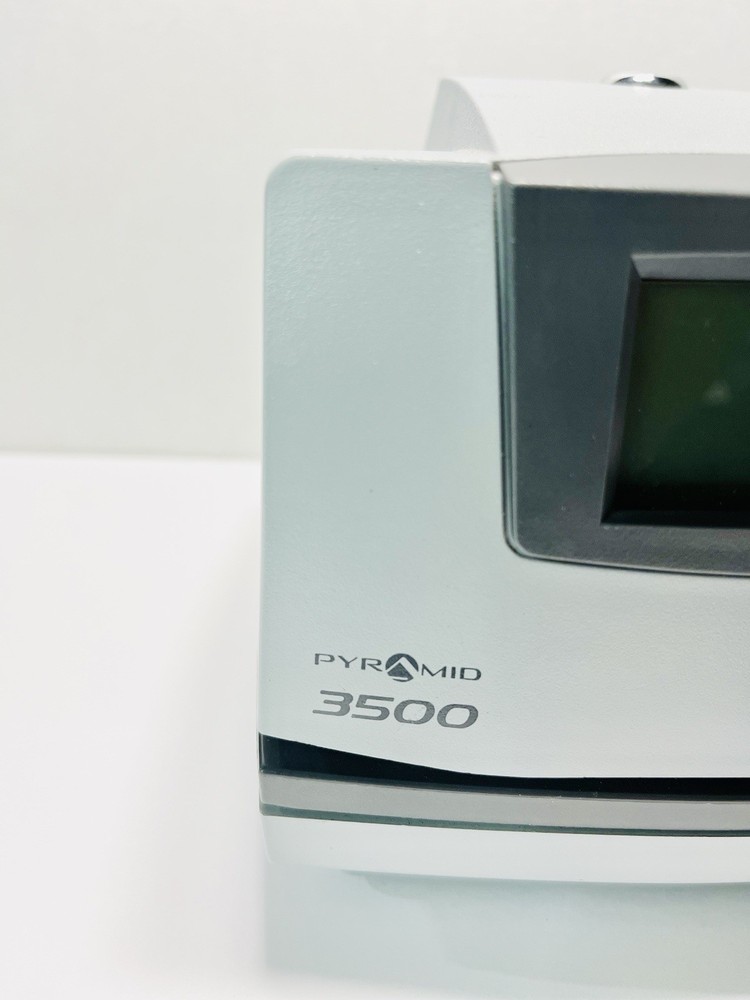 Pyramid Technologies 3500 Time Clock (powers on, no keys, parts) Not Tested