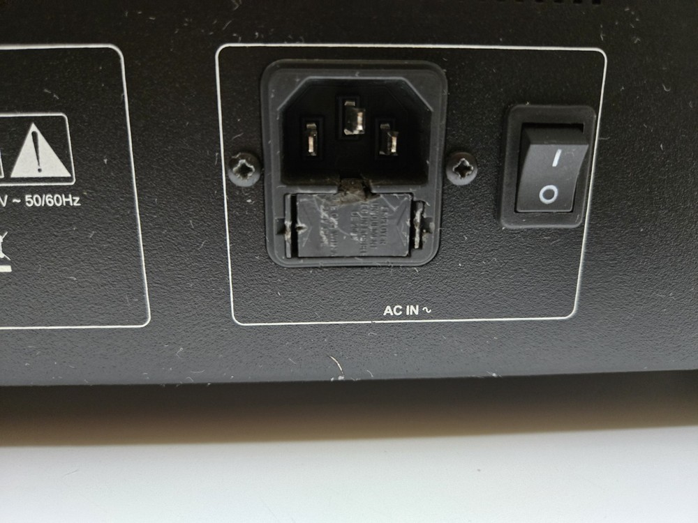 Used - Functional - Innuos - Statement - Music Server / Streamer - Power Supply
