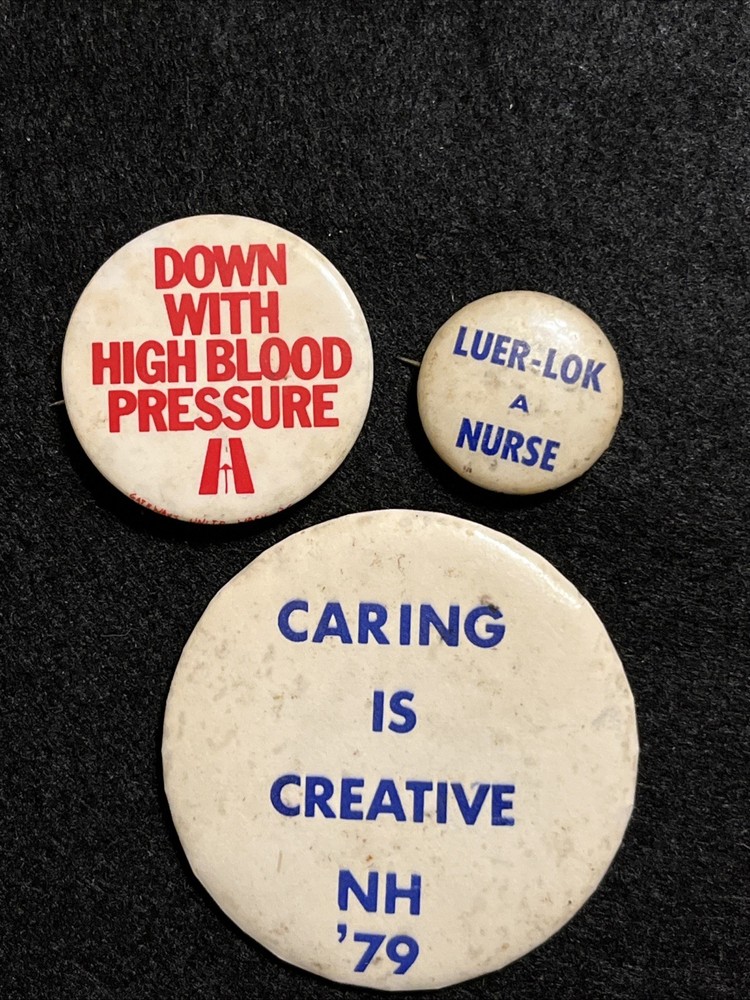 3 Vintage Nursing Buttons From Hawaii