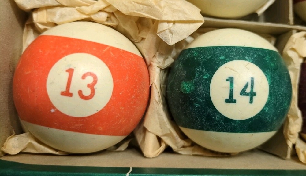 vintage billiard ball set