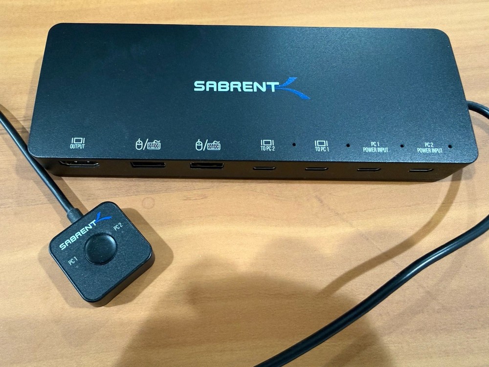 SABRENT KVM Switch USB-C, Dual Displays, Switch Button