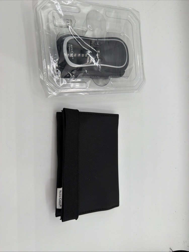 ACCU CHECK COMPACT PLUS Blood Glucose Meter With Test Strips