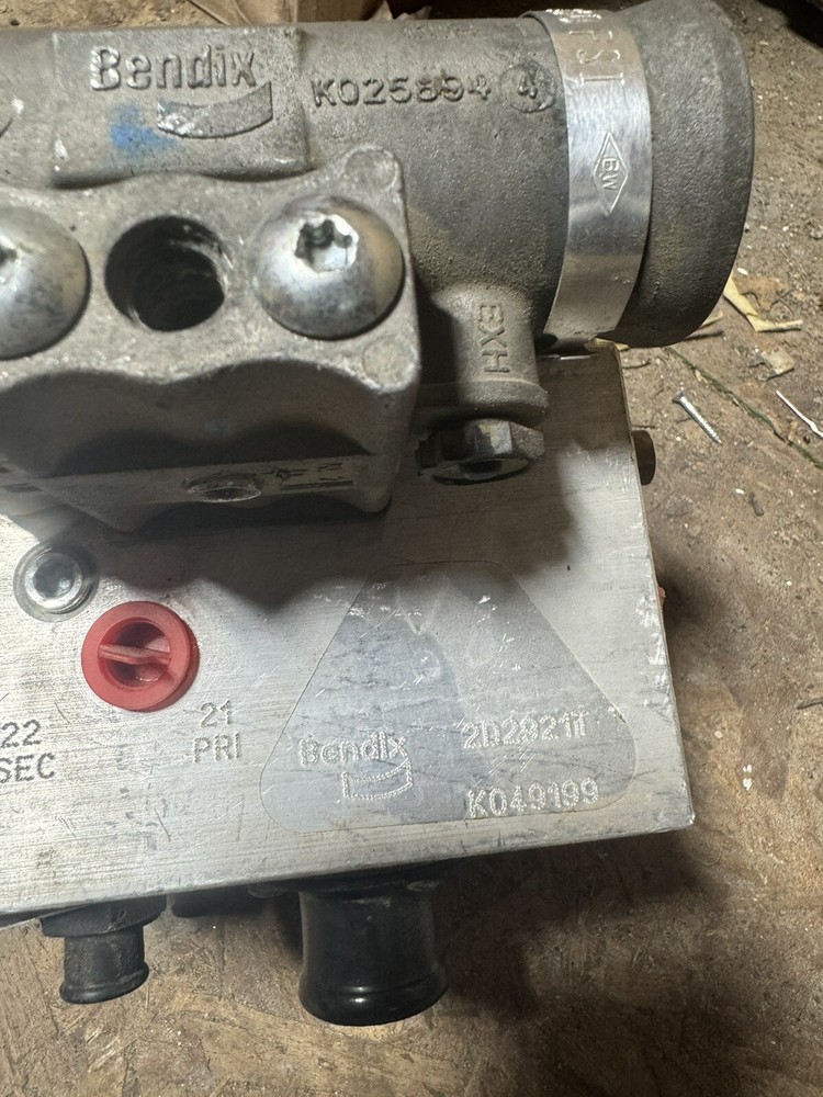 BENDIX ADIS AIR DRYER SINGLE ASSEMBLY - K049199