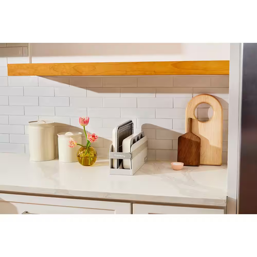 Mini 6 Piece Cream Bakeware Set with Storage