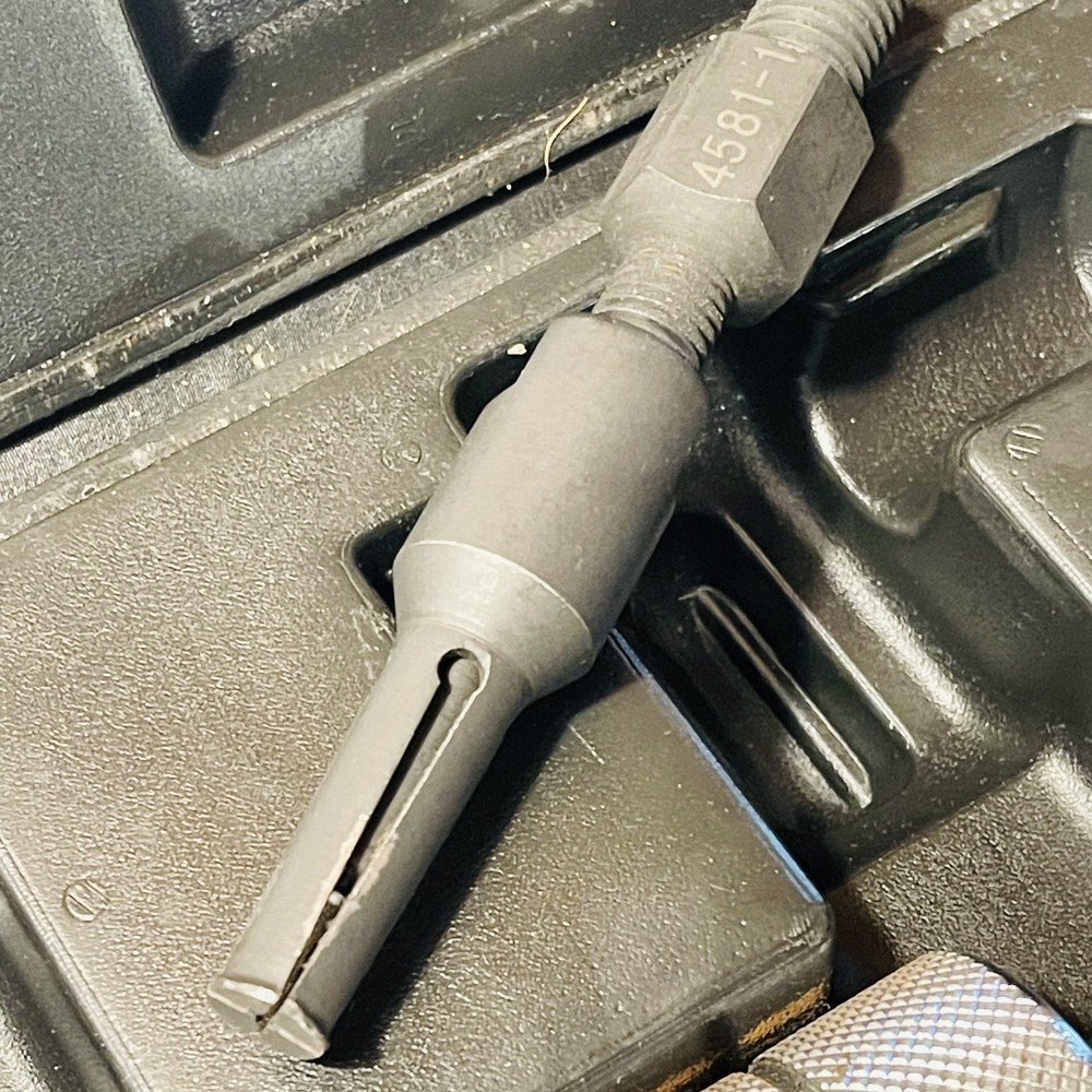 OTC Tools 4581 Stinger SPX Blind Hole Bearing Puller Set LIGHTLY USED