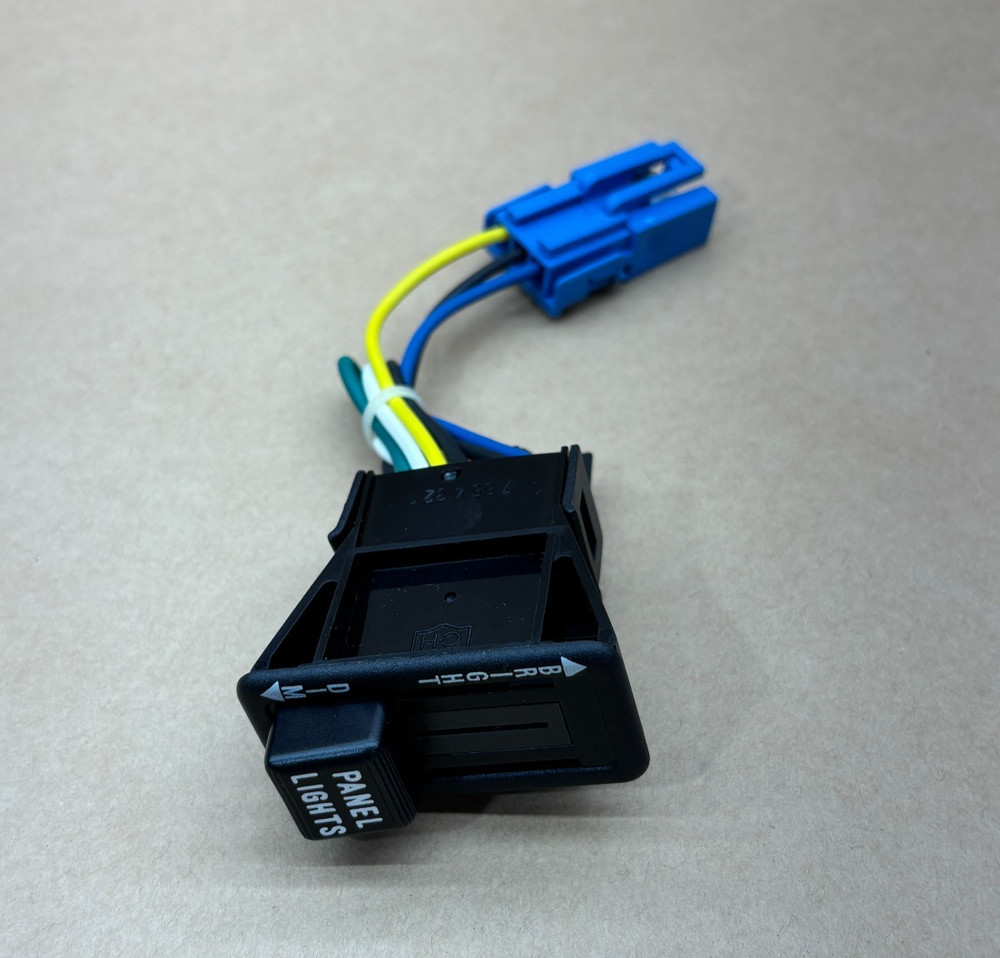Genuine OEM Freightliner 680-542-01-25 Panel Light Switch Dimmer