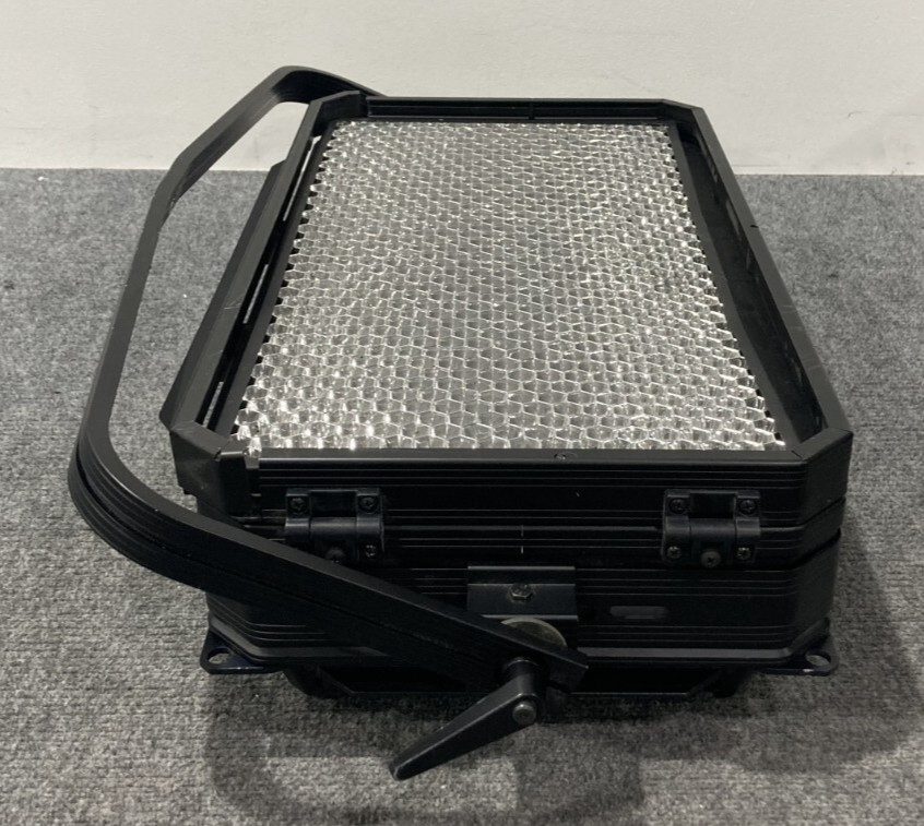 ARRI STUDIO COOL 4 MULTI CONTROL LIGHTS