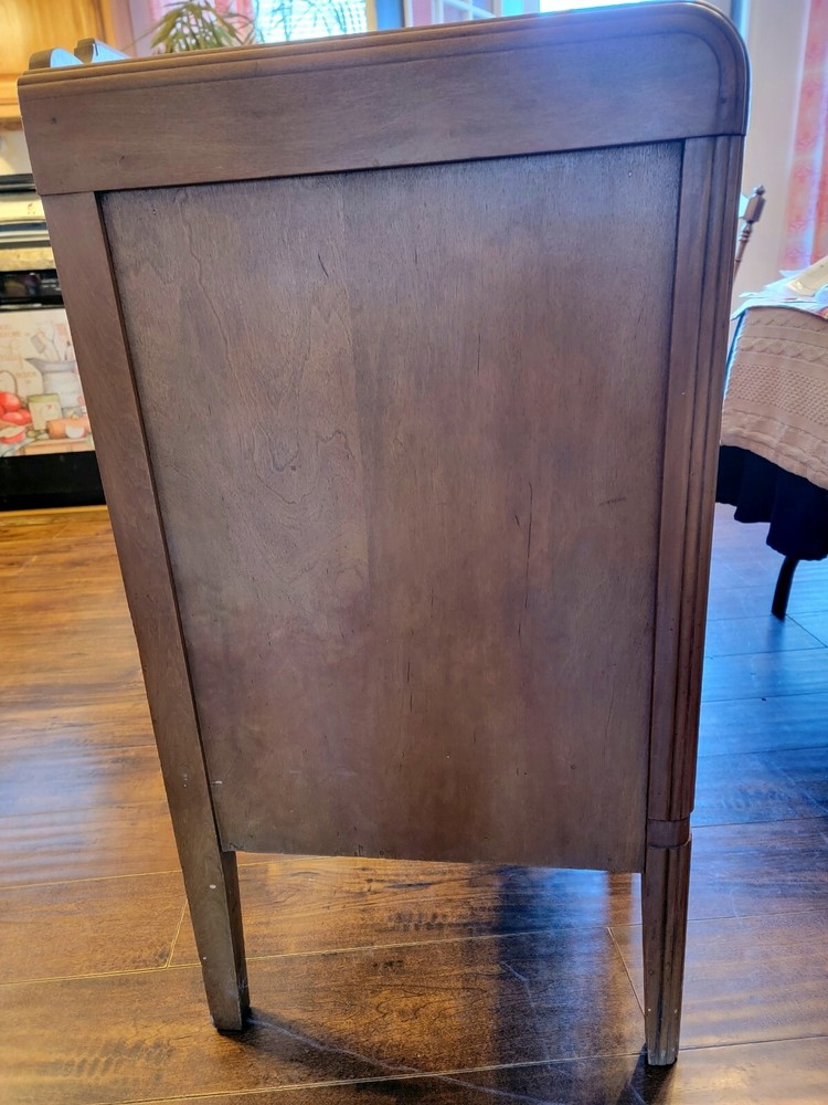 BUFFET CABINET ANTIQUE