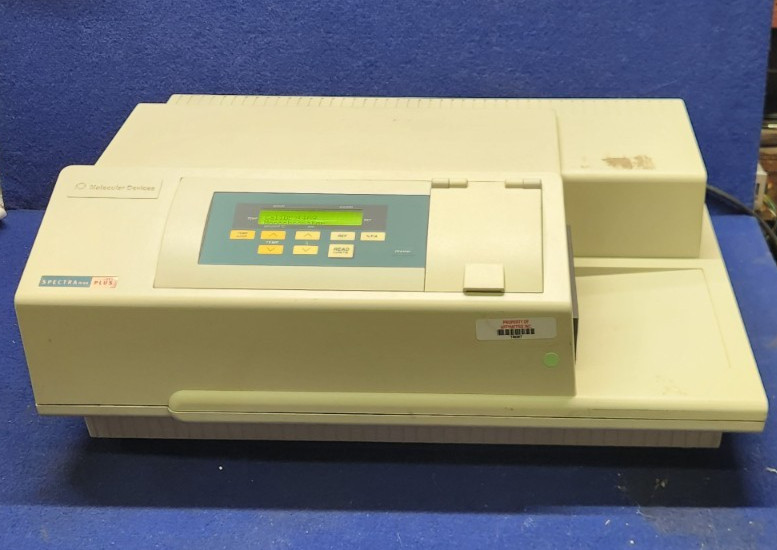 Molecular Devices Spectramax 384 Plus Microplate Spectrophotometer