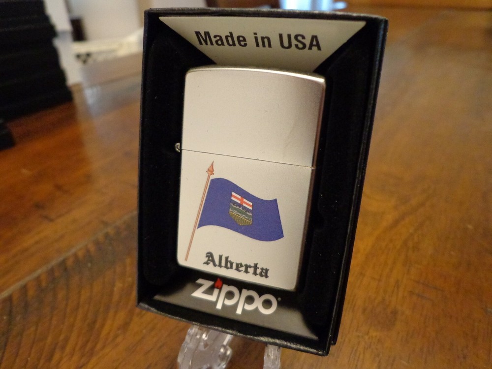 ALBERTA PROVINCE CANADA FLAG SATIN CHROME ZIPPO LIGHTER MINT 2020