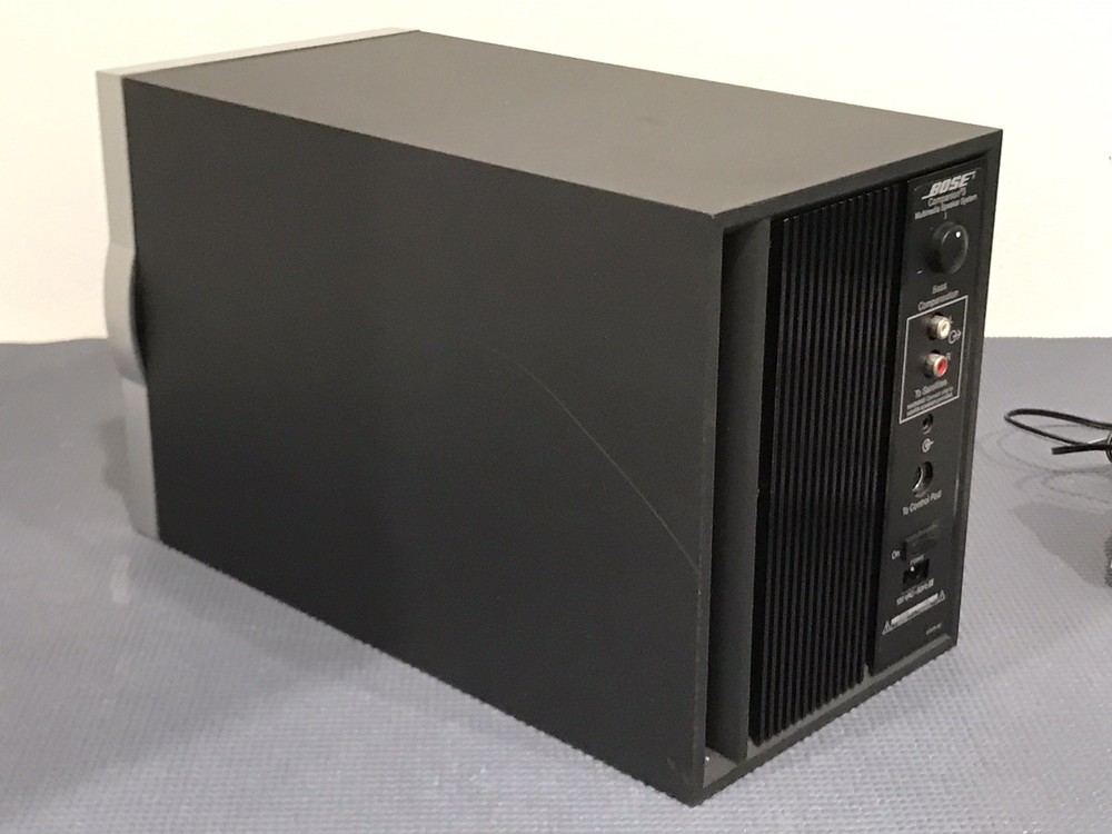 Bose Companion 3 Multimedia Speaker System w/ Subwoofer + Controller + Cables