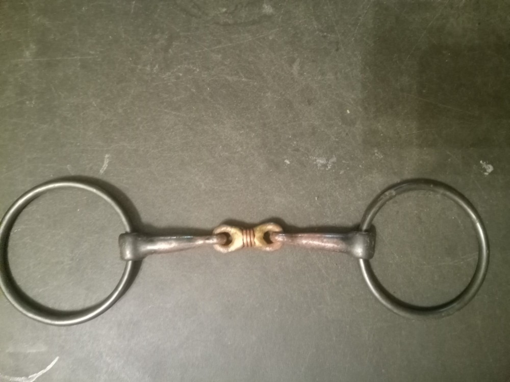 loose ring snaffle bit 5 in sweet iron dog bone mouth