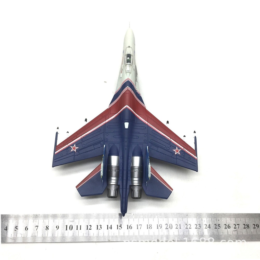 1: 100 Russian Su-27 Warrior Performance Aircraft Model Display Collection Gift