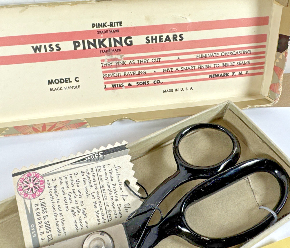 Vintage ESTATE Wiss Pinking Shears Model C With Box
