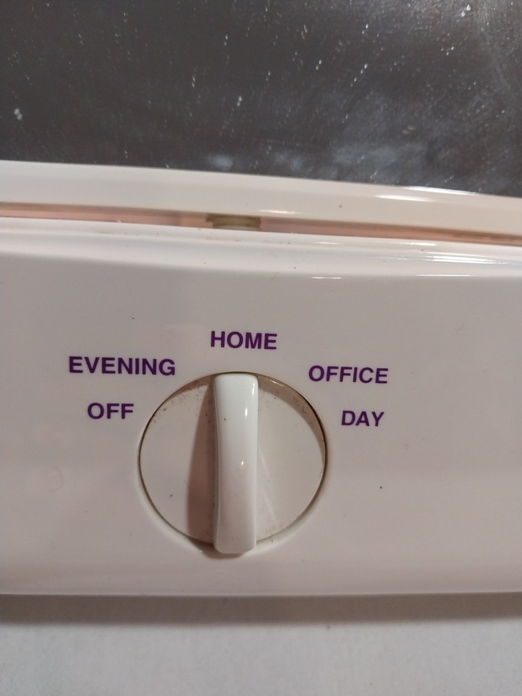Conair Illumination Series Panel Lighted Make-up Mirror Light Settings