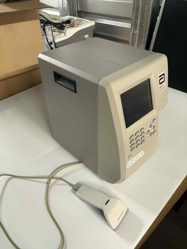 Abbott Cell-Dyn Emerald Hematology Analyzer Lab Equipment
