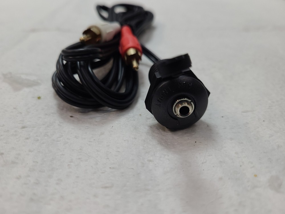 JENSEN JPORTG 1/8" Black Auxiliary Input Jack - 9ft