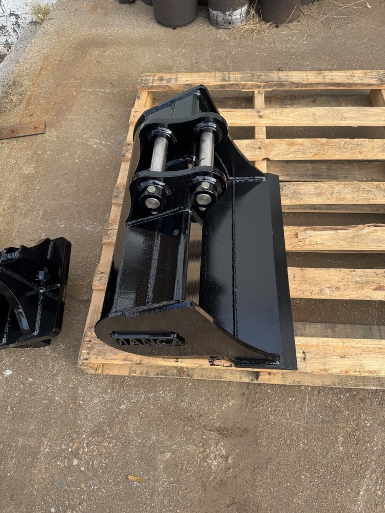 Yanmar vio40 48" grading bucket