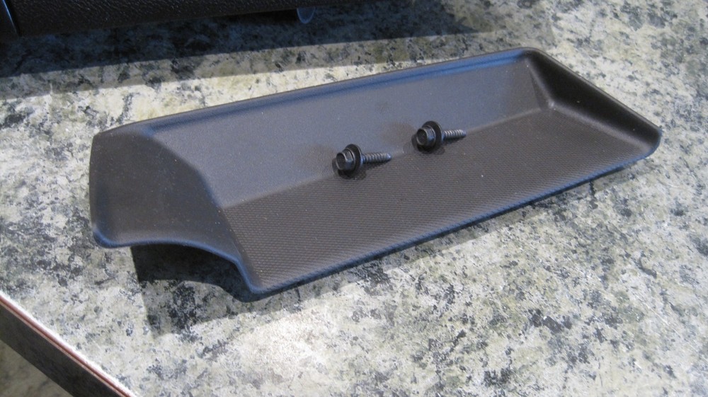 2015-2016 trax black upper dash glove storage door compartment OEM
