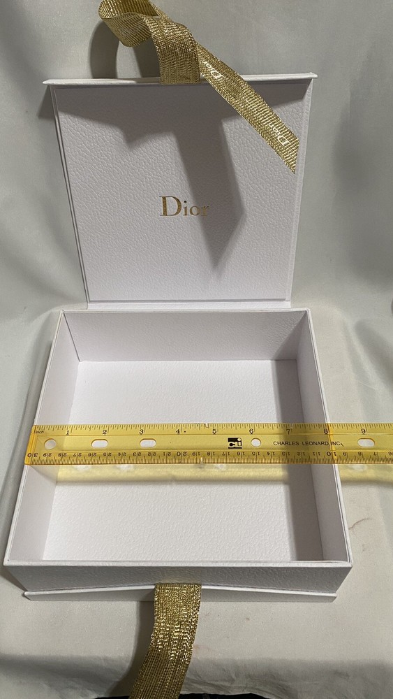 DIOR WHITE MAGNETIC EMPTY GIFT BOX AUTHENTIC 8" x 8" x 2.75"