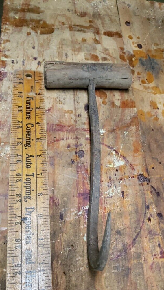 ANTIQUE HAY HOOK. From 1906-1910 Era