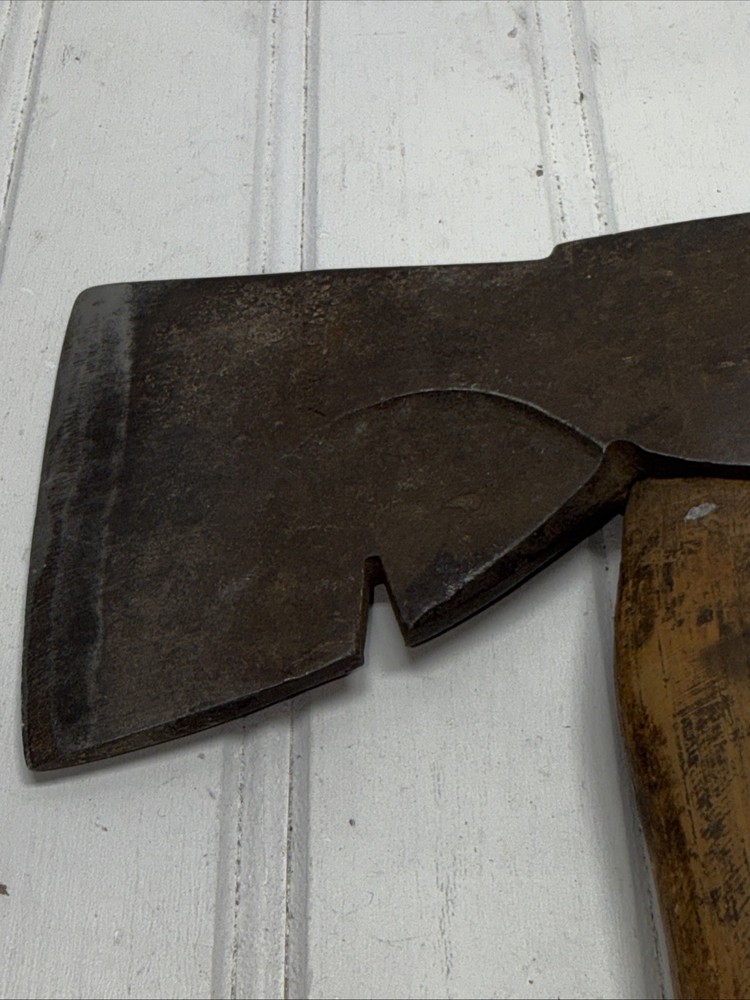 VINTAGE ANNIVERSARY CARPENTER'S HATCHET HAMMER NAIL PULLER