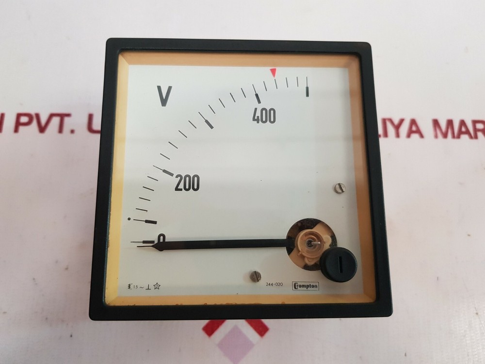 Crompton 244-02vg voltmeter 0-500v