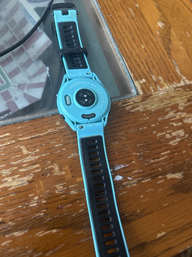 Garmin Forerunner 265 AMOLED GPS Running Smartwatch