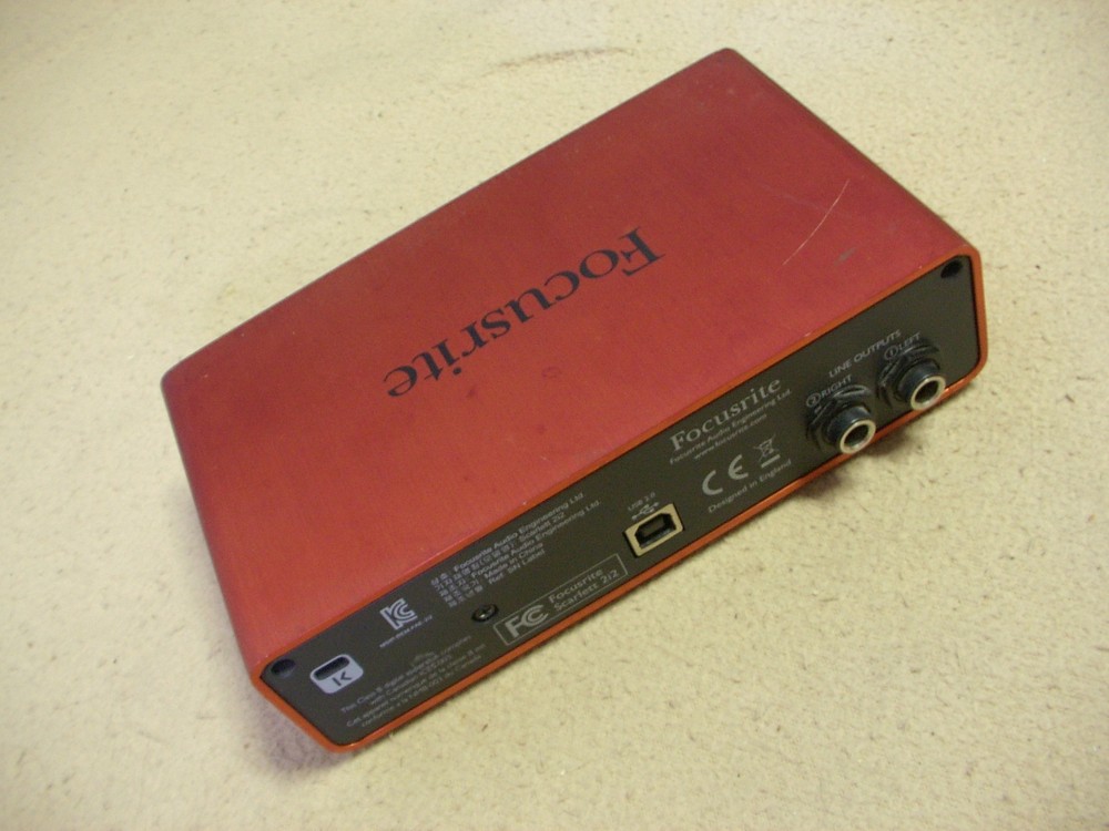 Focusrite Scarlett 2i 2 audio interface component