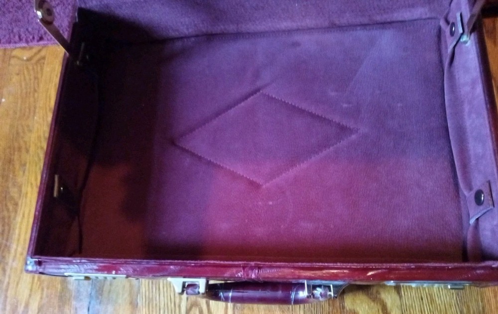 Vintage Amiet Eel skin Briefcase.