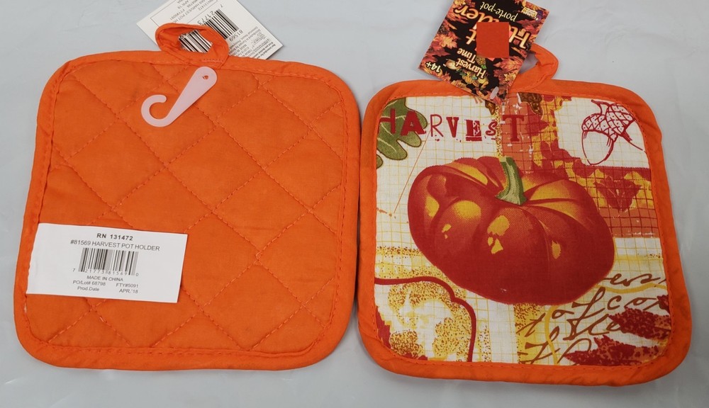 2 Same Printed Kitchen Pot Holders, HARVEST, PUMPKIN & LEAVES,orange back, Forum