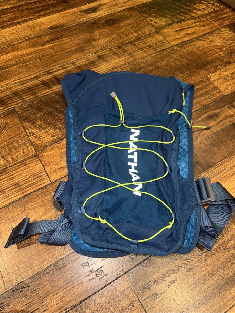 QuickStart 3.0 6 Liter Hydration Pack