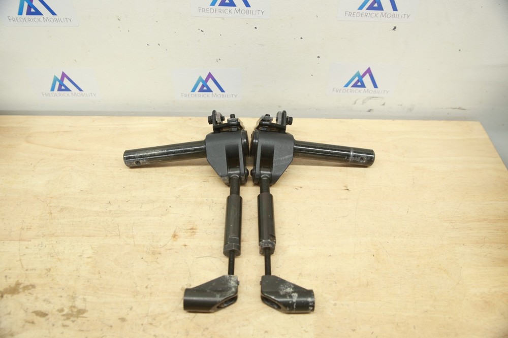 Quantum ARMREST MOUNTS Angle Articulation Brackets V2 20-24" - Edge 2.0 3 4Front