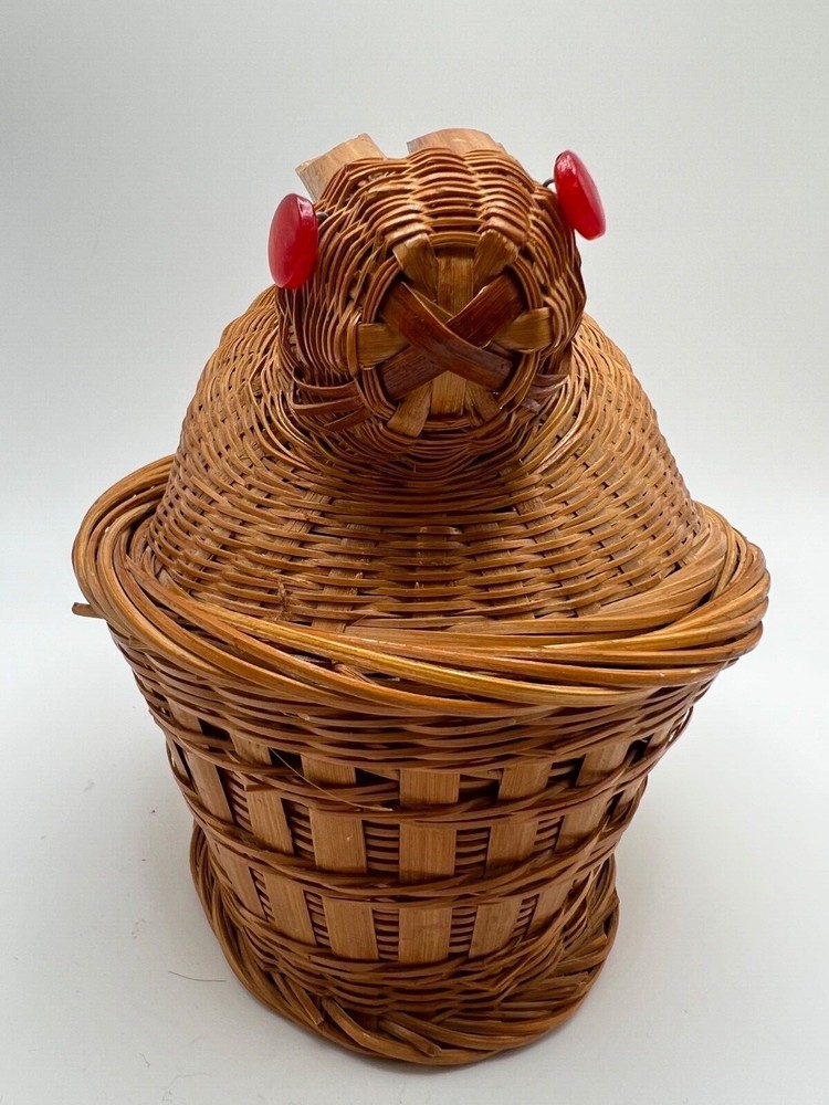 Small Bamboo Bunny Rabbit Basket With Button Eyes