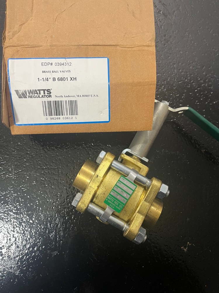 NEW- Watts B6801 3 Piece 1 1/4 Inch Ball Valve  (QTY 1)