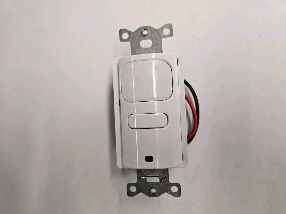 LHL-IRS1-G-WH LIGHTHAWK 1 CIRCUIT WALL SWITCH