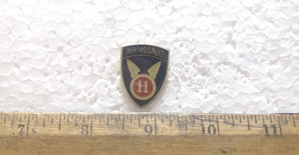 US Army –11th Air Assault Pin