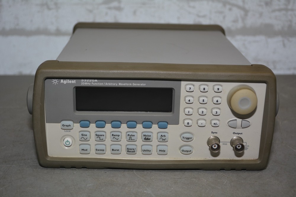 ^ Agilent 33220A 20 MHz Function Arbitrary Waveform Generator #X3432