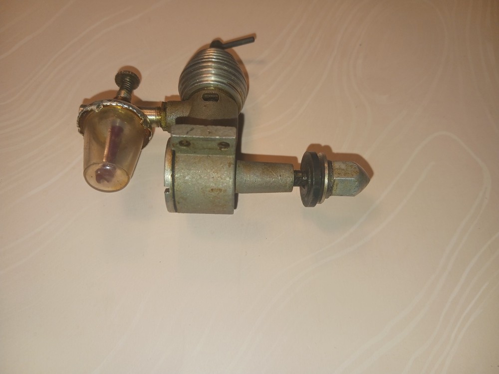 Vintage Aurora K .75 Mills RC Plane Engine