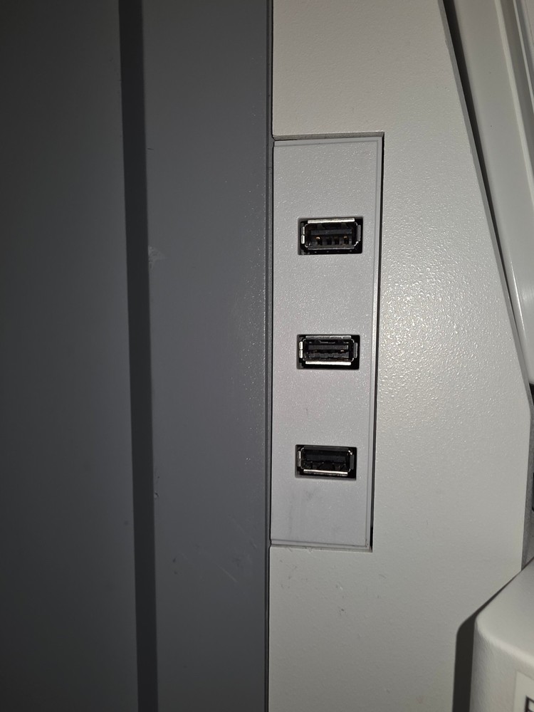 Siemens - RAPIDPoint 500 - Blood Gas Analyzer Bar Code Reader Touchscreen LCD