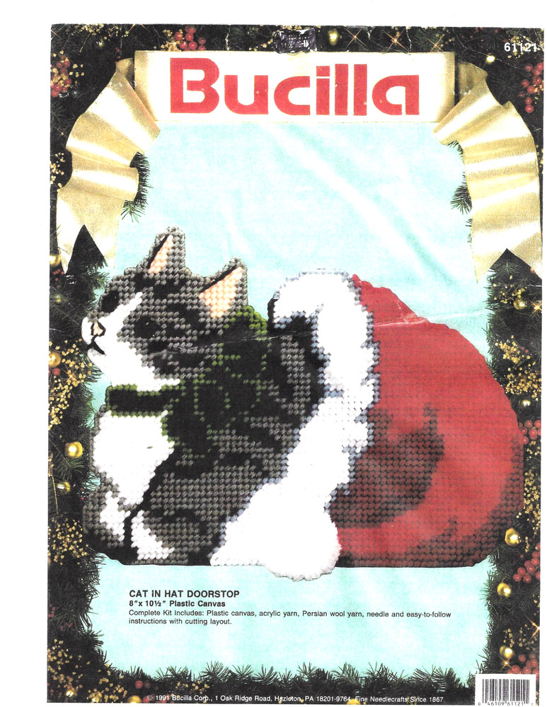 CAT IN HAT DOORSTOP  7ct plastic canvas  PATTERN (#TF0202)