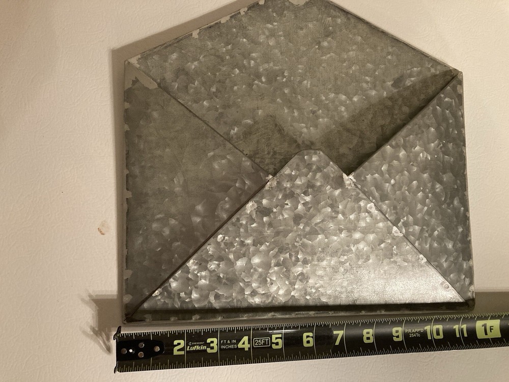 Retro Envelope Style Organizer