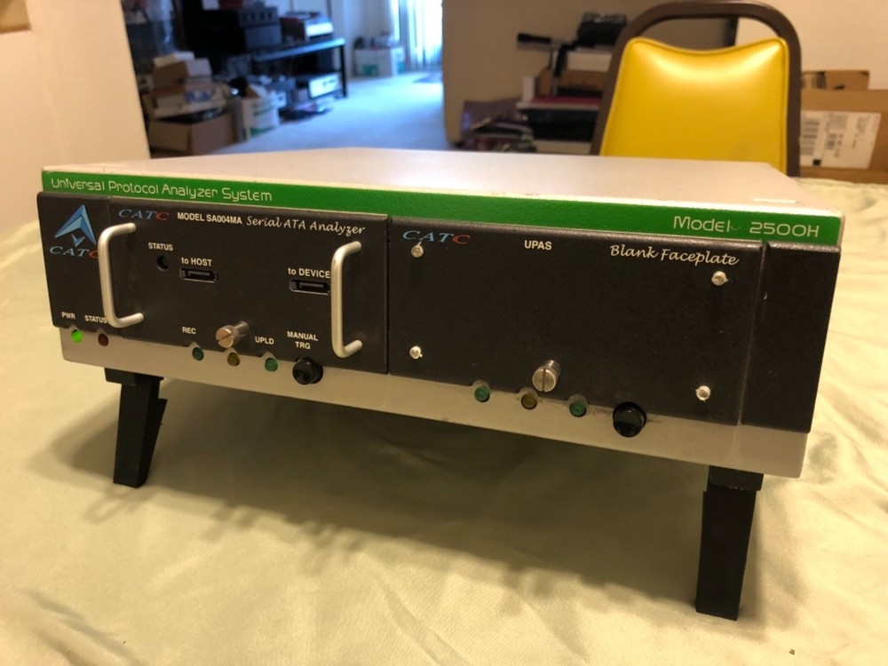 CATC 2500H Universal Protocol Analyzer System with SA004MA Serial ATA Analyger.