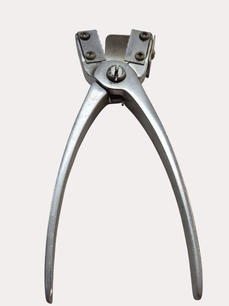 Vintage 1940s Nutcracker Pecan Sheller Aluminum Hand Tool